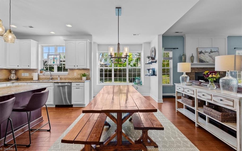 3021 Sycamore Point Trail High Point, NC 27265 - Photo 11 of 50 Breakfast Nook