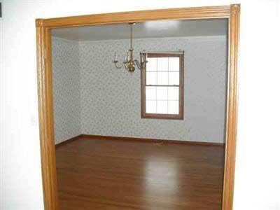 3166 Morrish Road Swartz Creek, MI 48473 - Photo 6 of 8 20266172-5.JPG