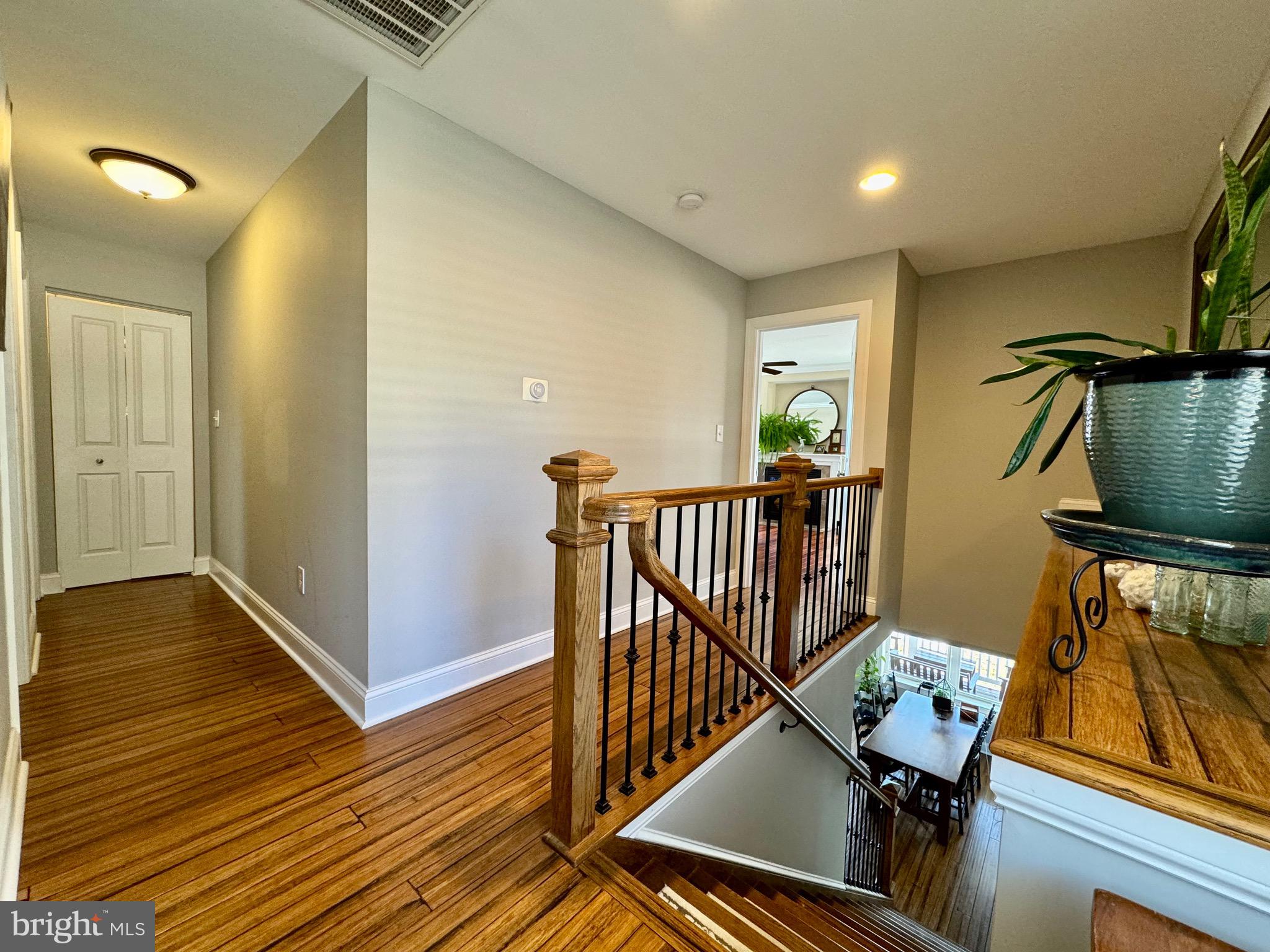 336 Riverside Drive Pasadena, MD 21122 - Photo 19 of 39 Landing at the top of the stairs