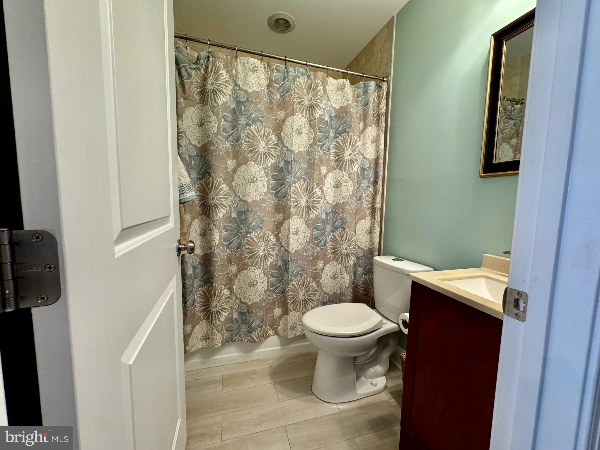 336 Riverside Drive Pasadena, MD 21122 - Photo 22 of 39 Full bath