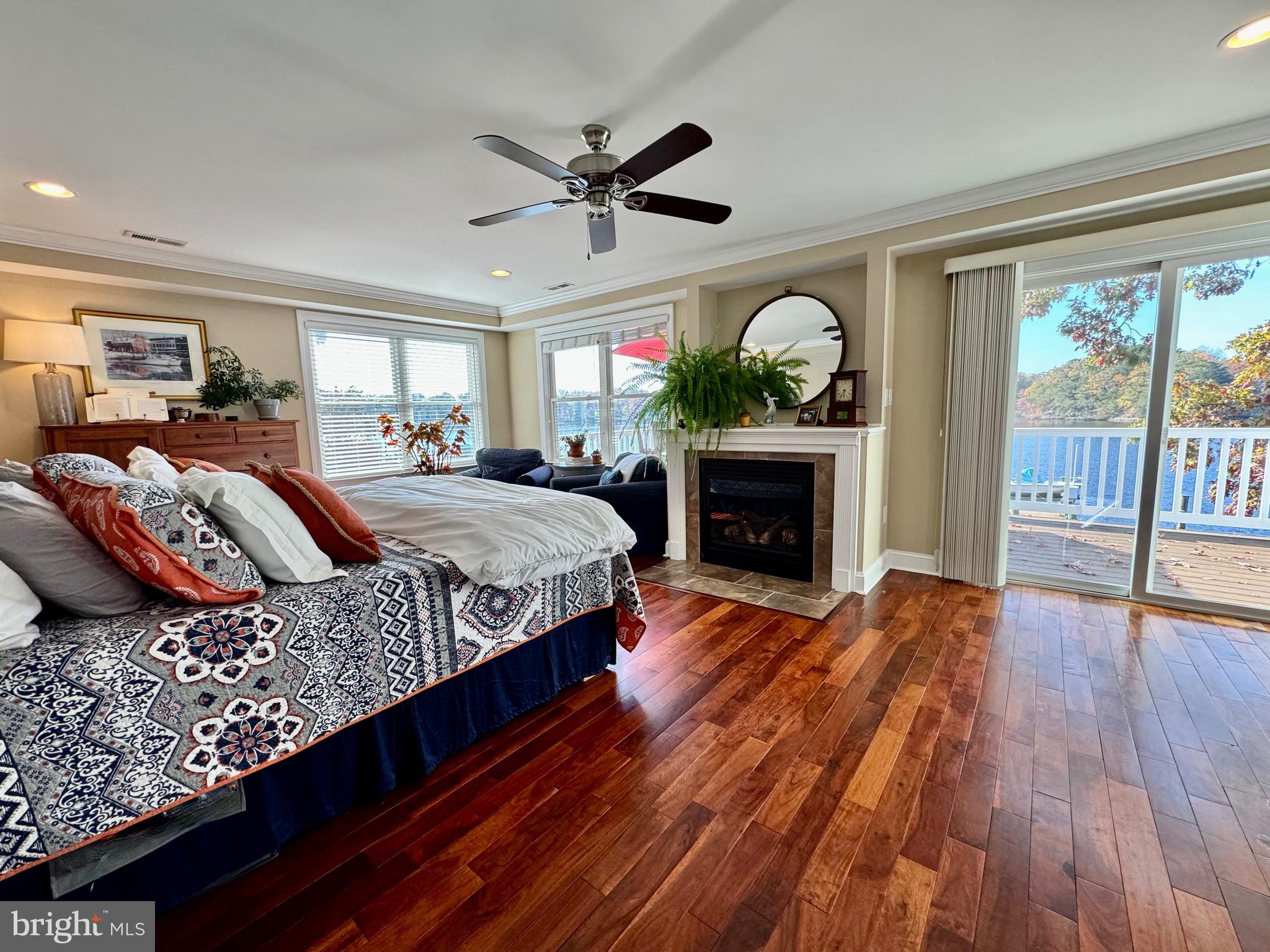 336 Riverside Drive Pasadena, MD 21122 - Photo 24 of 39 Entry to primary