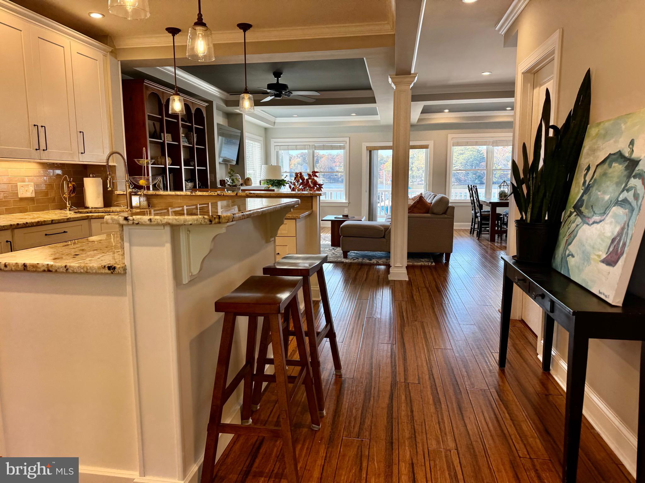 336 Riverside Drive Pasadena, MD 21122 - Photo 9 of 39 Entry with Kitchen to the left