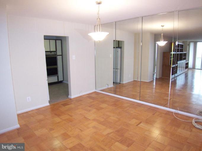 5101 River Road, Unit 1112 Bethesda, MD 20816 - Photo 3 of 18 Dining Room