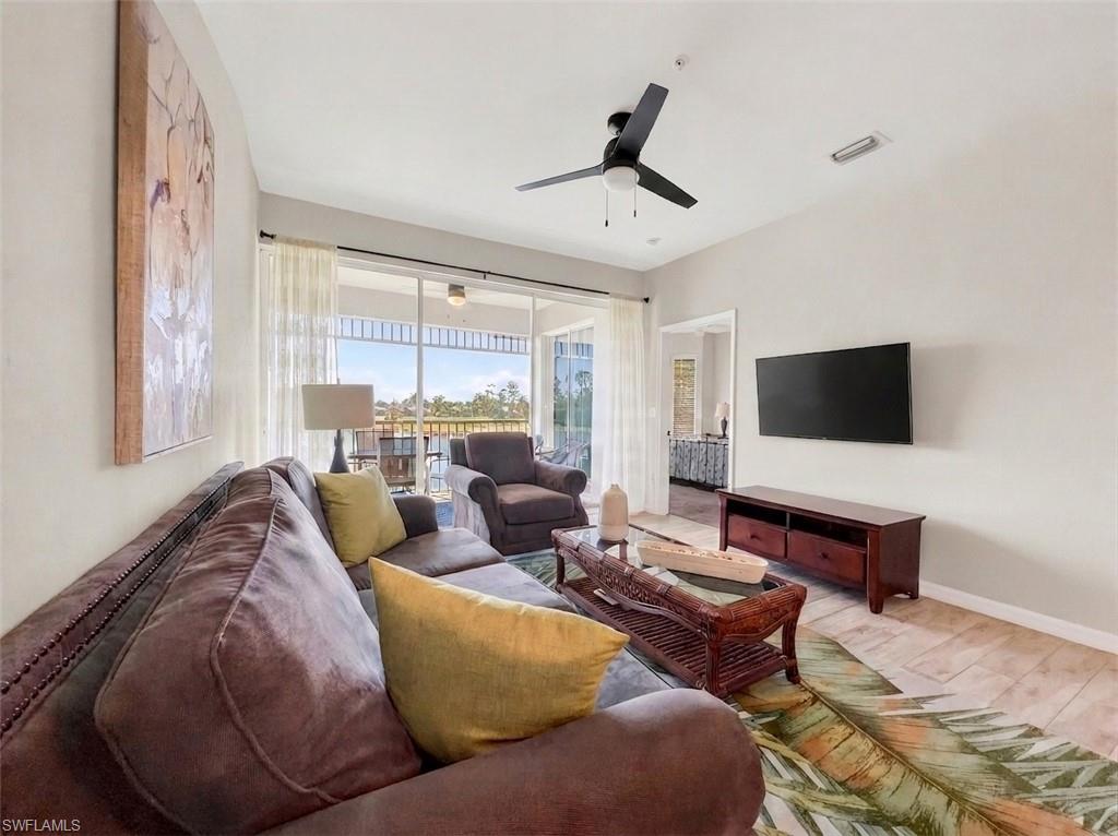 7895 Mahogany Run Lane, Unit 1422 Naples, FL 34113 - Photo 3 of 31