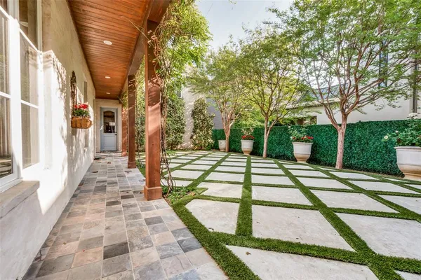 $3,350,000 | 4327 Irving Avenue, Dallas, TX 75219