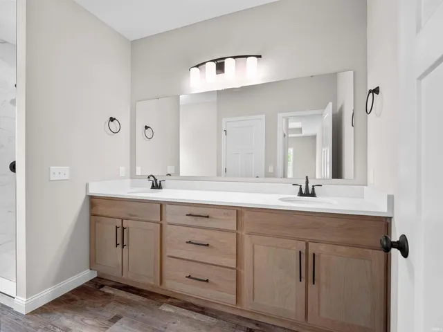 $449,900 | 16927 Hillsong Lane, Huntertown, IN 46748