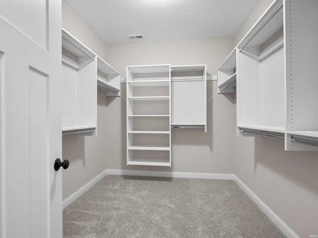 $449,900 | 16927 Hillsong Lane, Huntertown, IN 46748