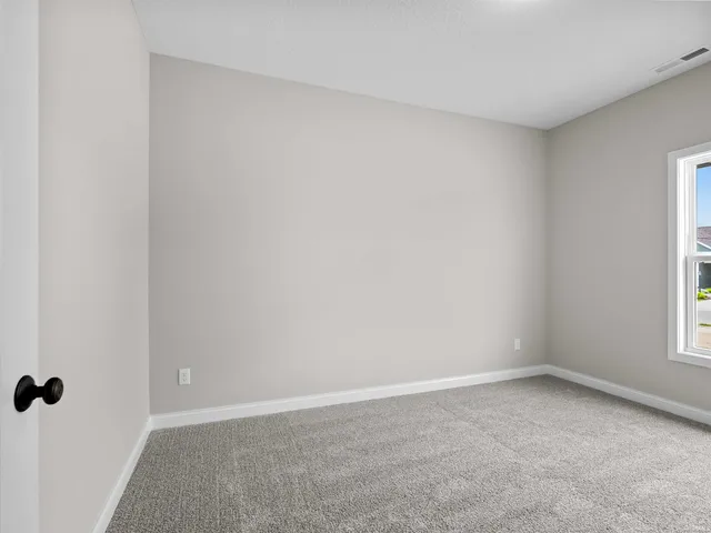 $449,900 | 16927 Hillsong Lane, Huntertown, IN 46748