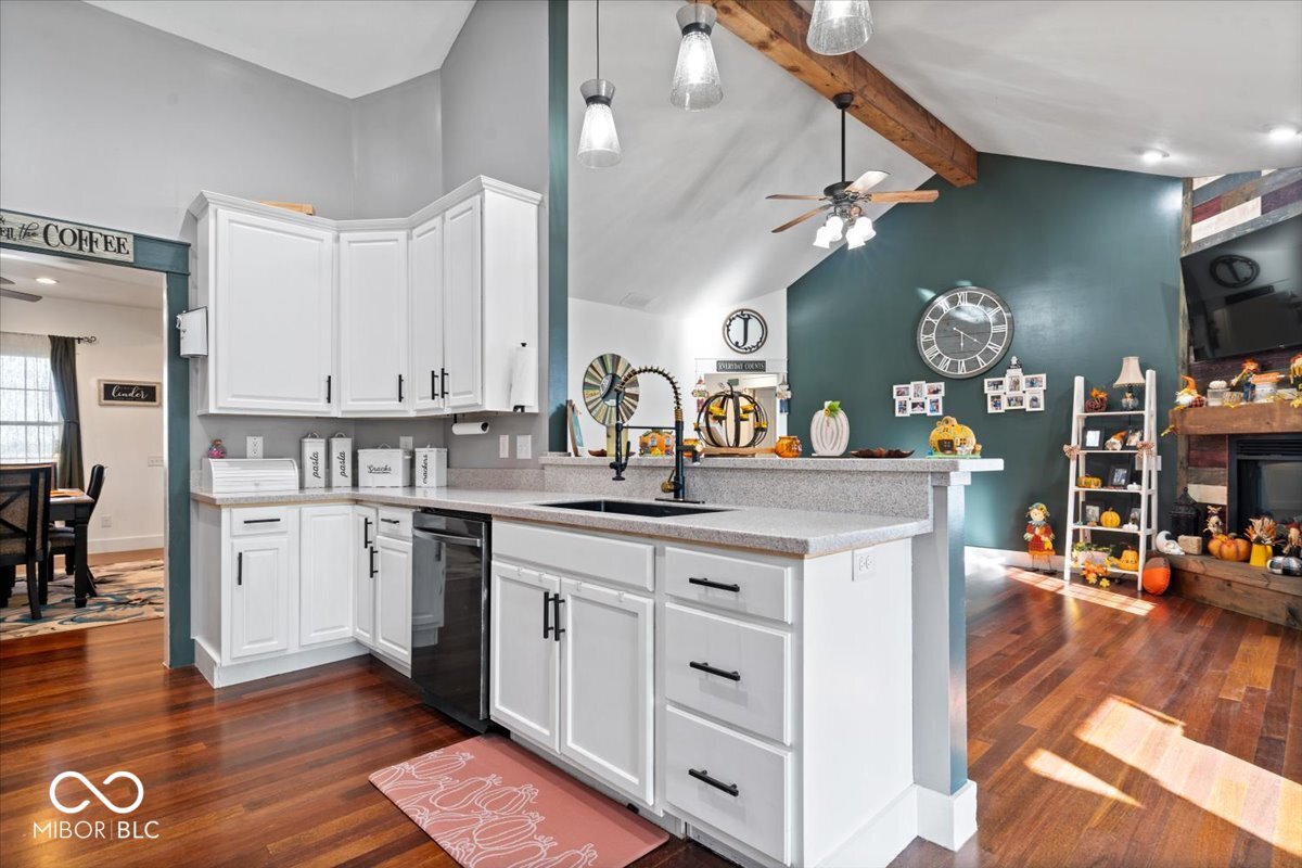 6299 East Watson Road Mooresville, IN 46158 - Photo 12 of 47 Gallery Image 12
