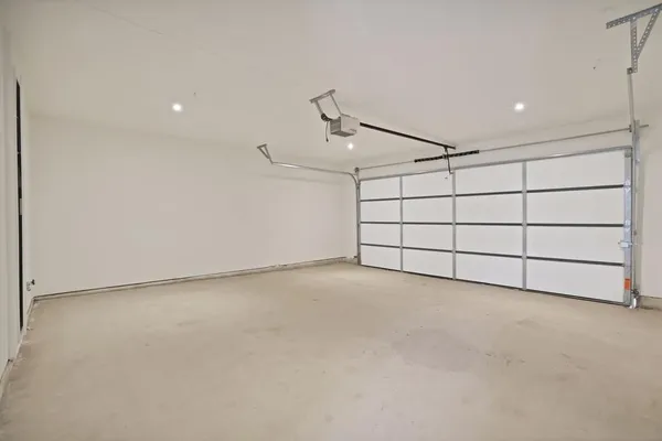 a view of a garage