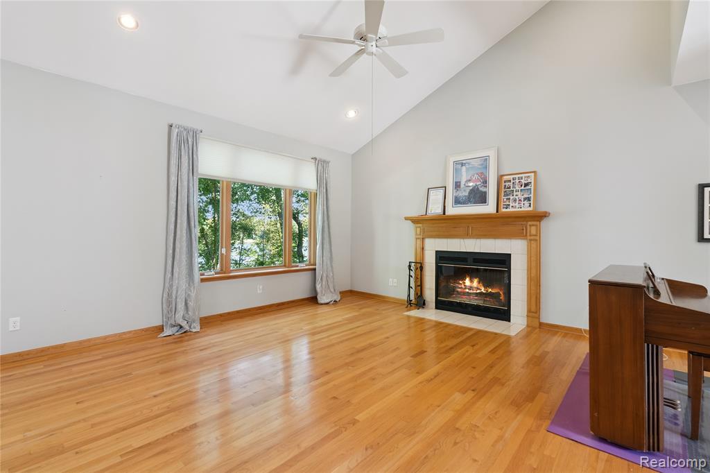1441 Remsing Street Hartland, MI 48353 - Photo 7 of 59 Gallery Image 7
