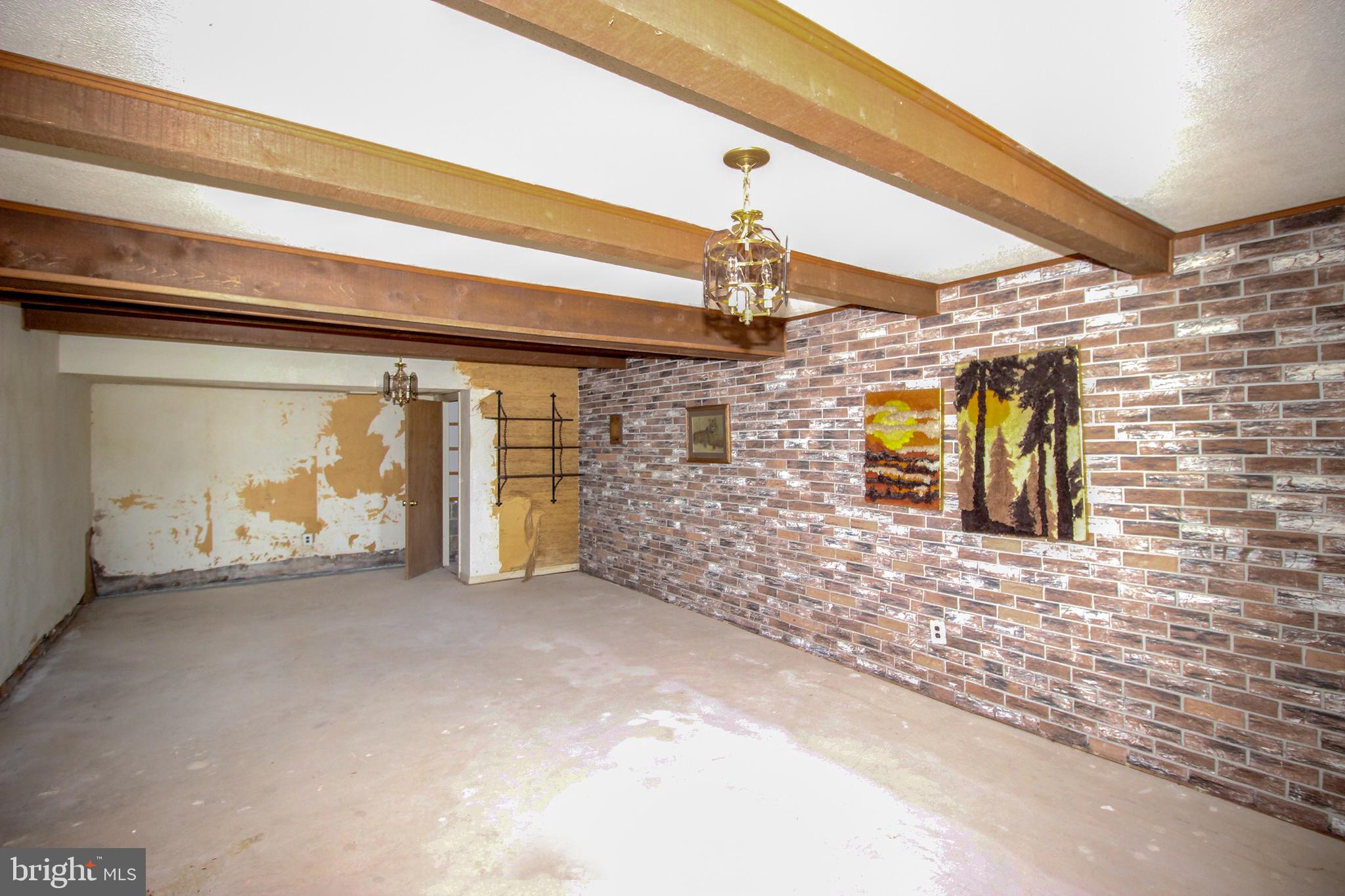124 Reiffs Mill Road Ambler, PA 19002 - Photo 7 of 10 Gallery Image 7