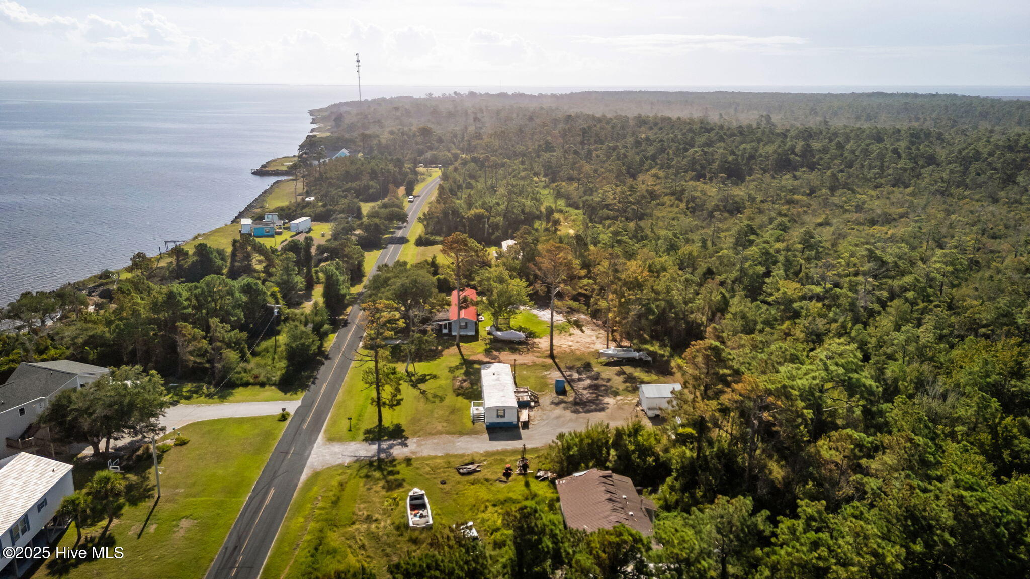 424 Lola Road Cedar Island, NC 28520 - Photo 4 of 8 424 Lola Rd 3