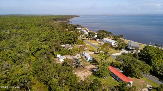 $75,000 | 424 Lola Road, Cedar Island, NC 28520