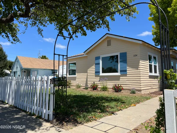 $780,000 | 224 North F Street, Lompoc, CA 93436