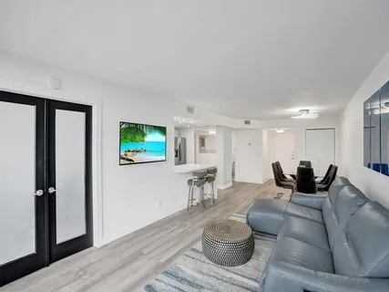 $289,000 | 200 Leslie Drive, Unit 723, Hallandale Beach, FL 33009