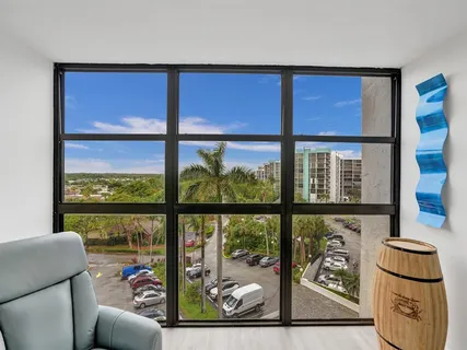 $289,000 | 200 Leslie Drive, Unit 723, Hallandale Beach, FL 33009