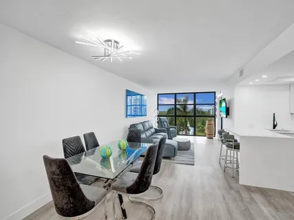 $289,000 | 200 Leslie Drive, Unit 723, Hallandale Beach, FL 33009