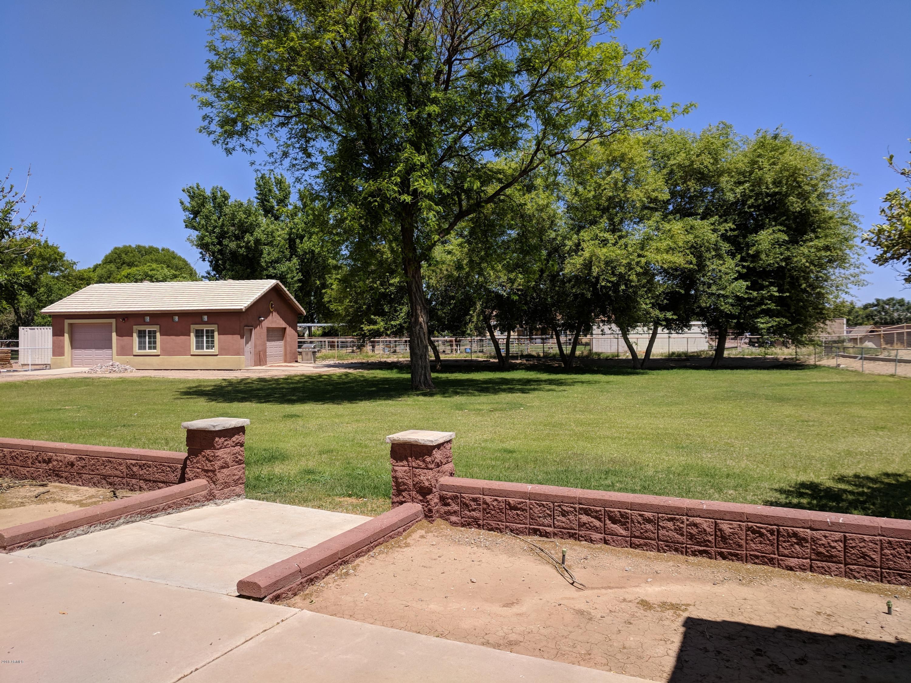 15522 East Via Del Rancho Gilbert, AZ 85298 - Photo 3 of 43 IMG_20180503_112415