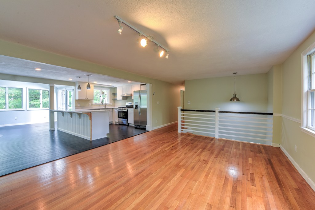 16 Thatcher Road Plymouth, MA 02360 - Photo 14 of 30 Gallery Image 14