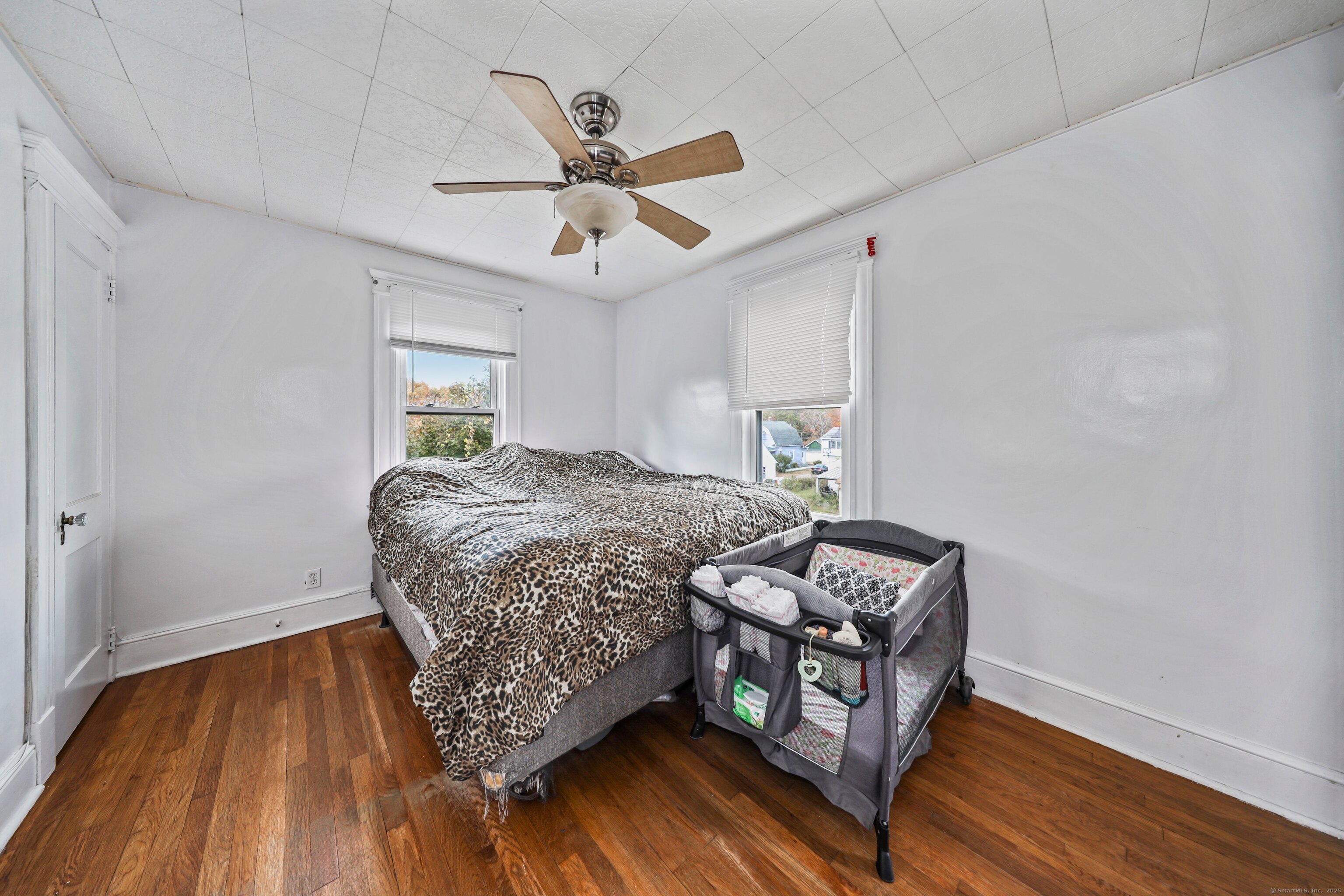 263 Atwood Avenue Waterbury, CT 06705 - Photo 23 of 36