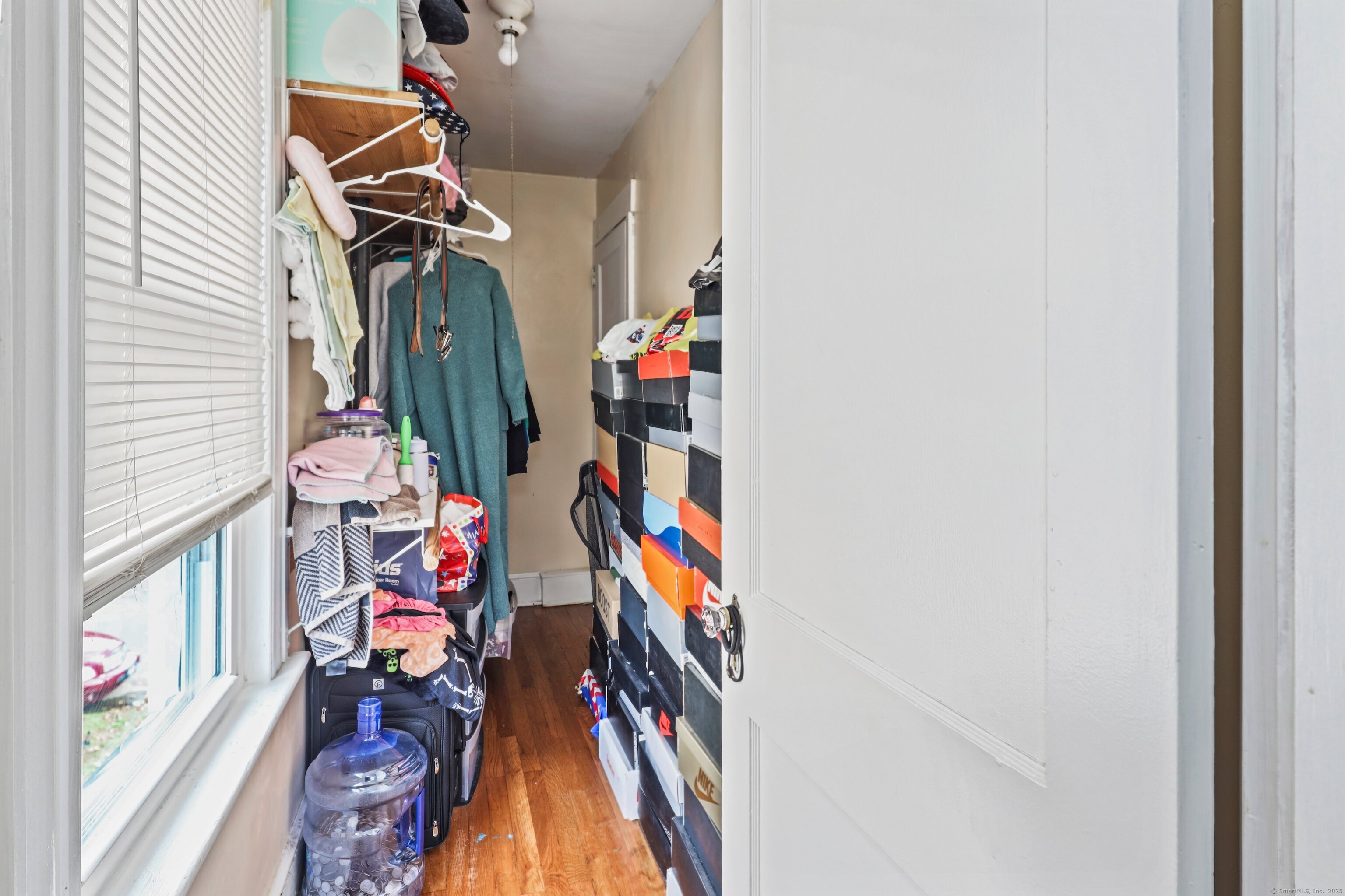 263 Atwood Avenue Waterbury, CT 06705 - Photo 25 of 36