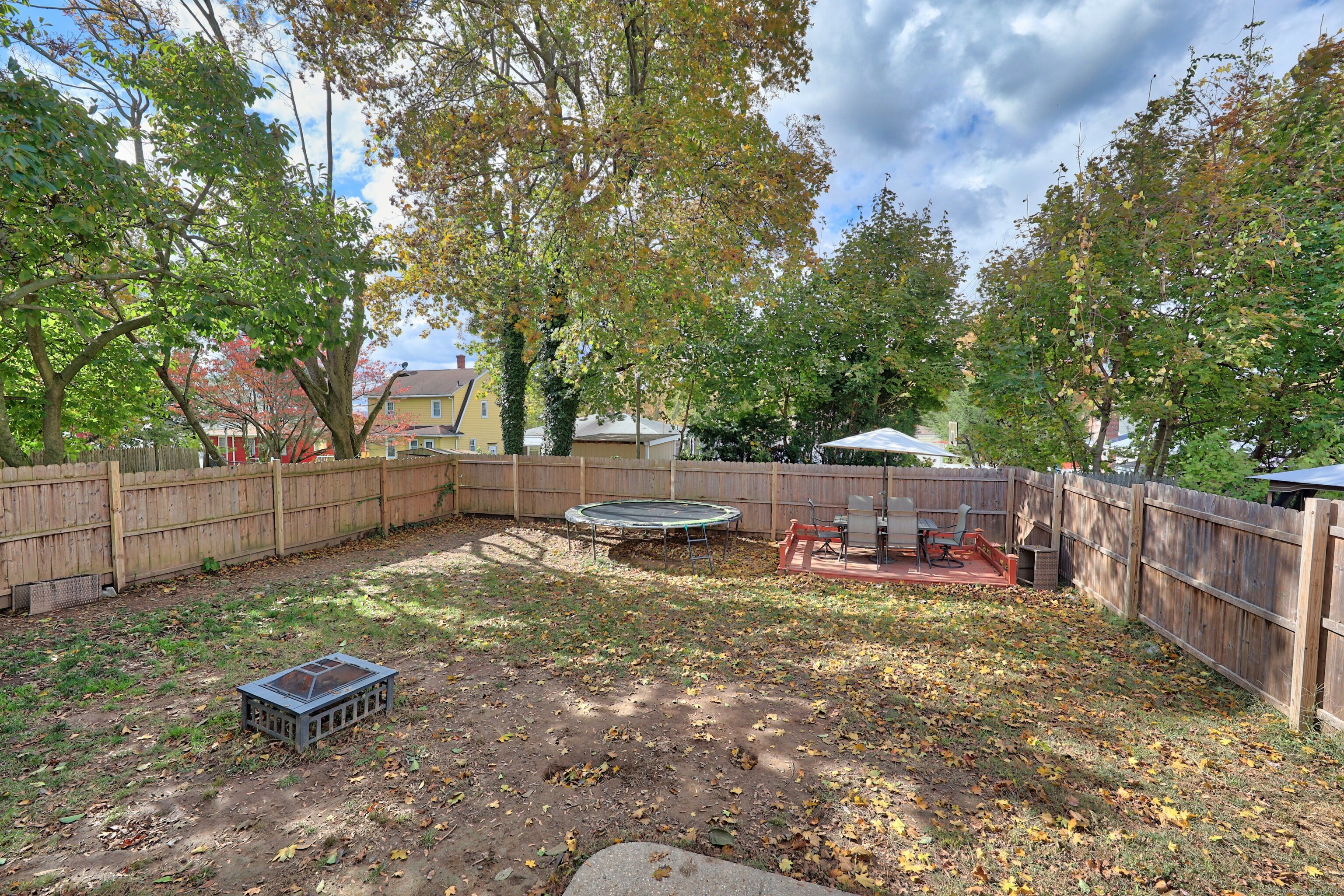 263 Atwood Avenue Waterbury, CT 06705 - Photo 28 of 36