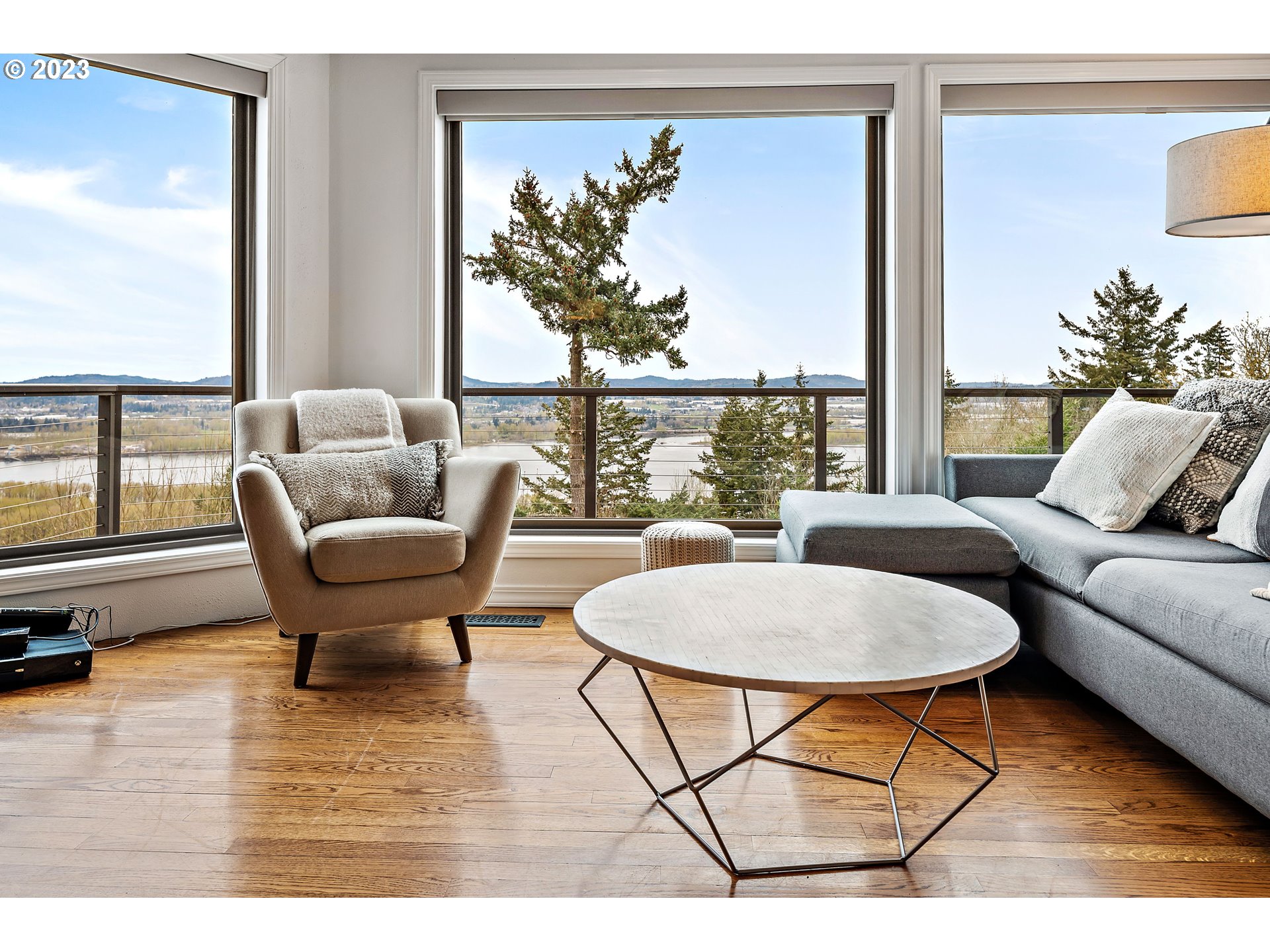 400 Northwest View Ridge Street Camas, WA 98607 - Photo 11 of 48 Living Room