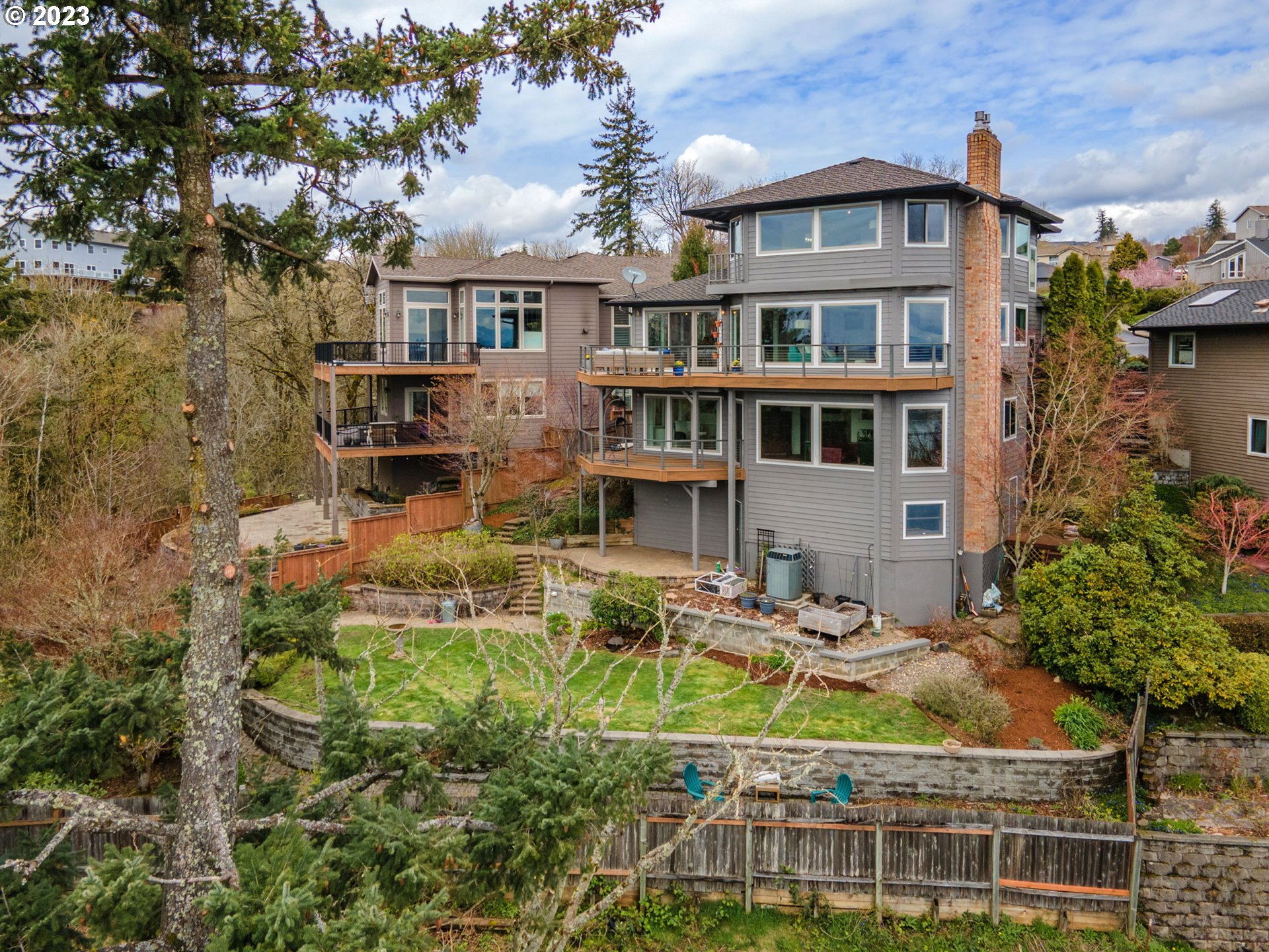 400 Northwest View Ridge Street Camas, WA 98607 - Photo 4 of 48 Backyard