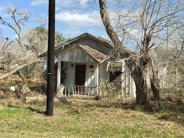 $13,000 | 1111 Bayou Street, Refugio, TX 78377