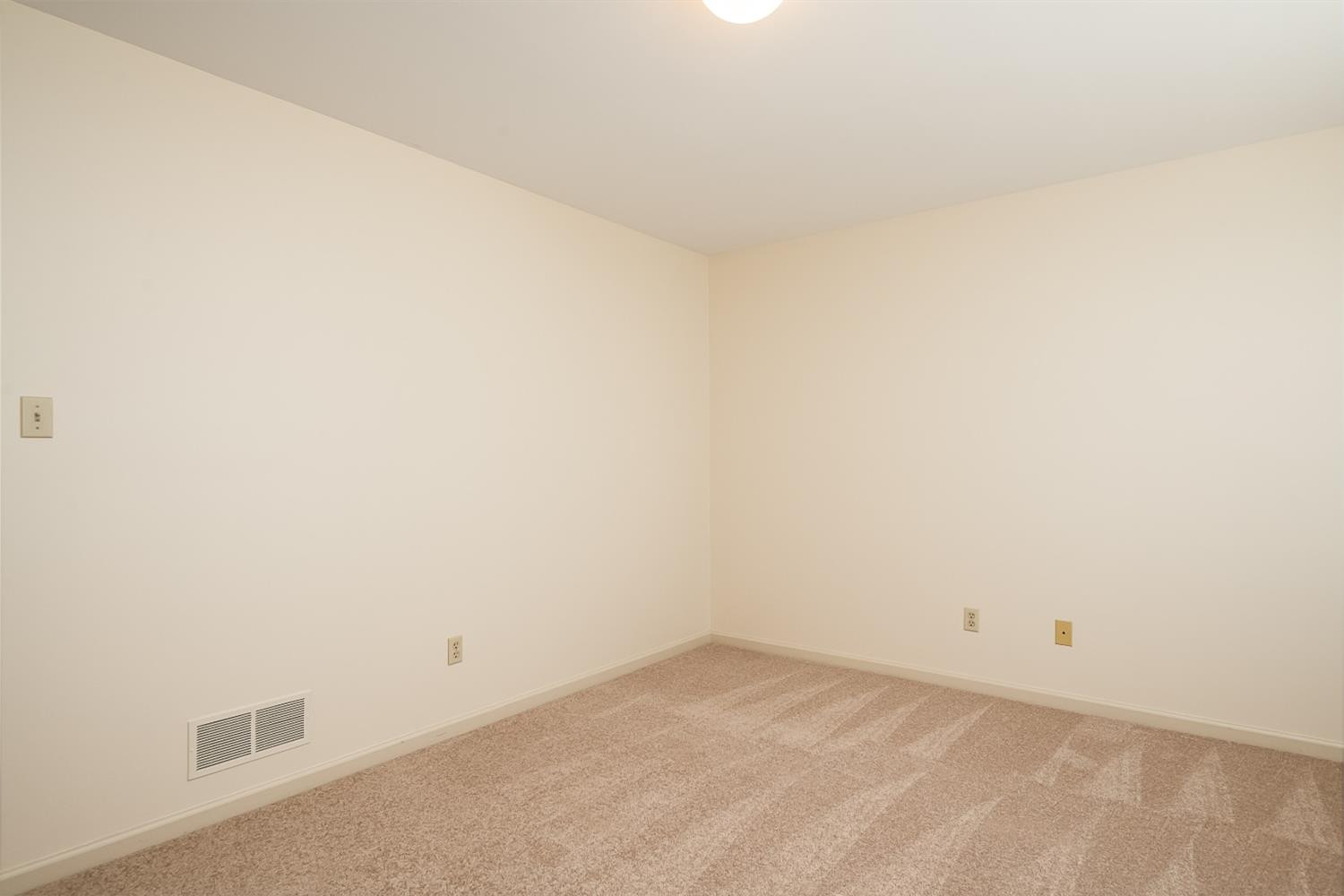 1129 Turkey Foot Road, Unit 10 Lexington, KY 40502 - Photo 21 of 25 Photo 21