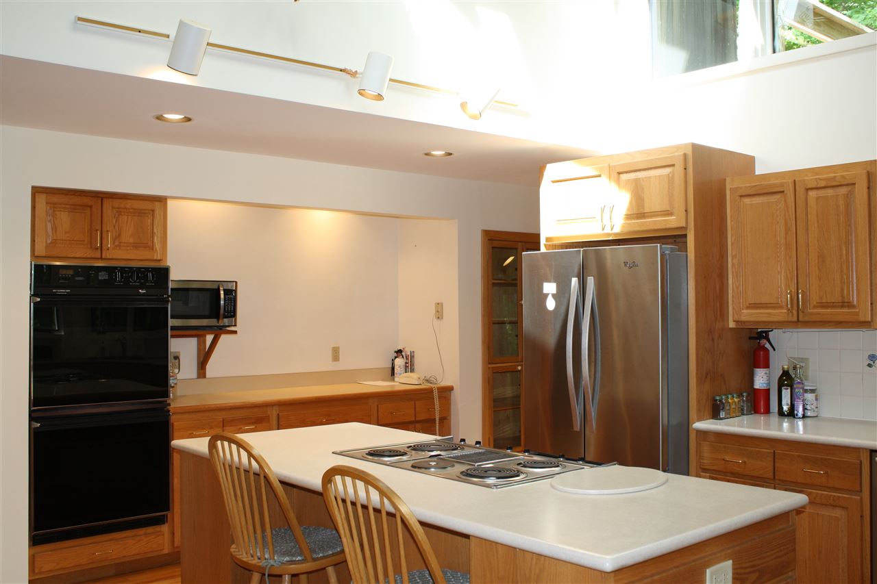 1202 Branch Hill Road Readsboro, VT 05350 - Photo 12 of 40