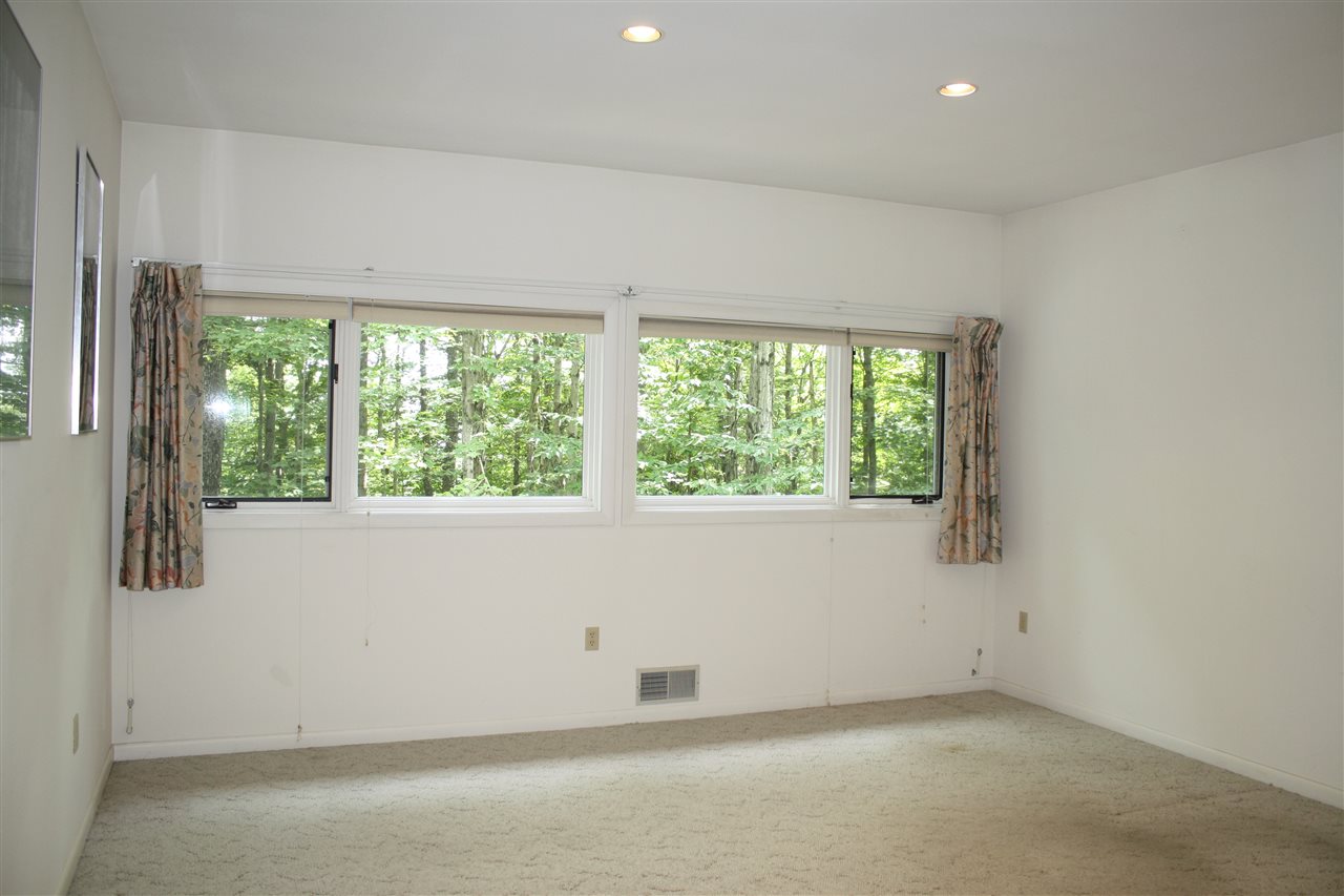 1202 Branch Hill Road Readsboro, VT 05350 - Photo 25 of 40