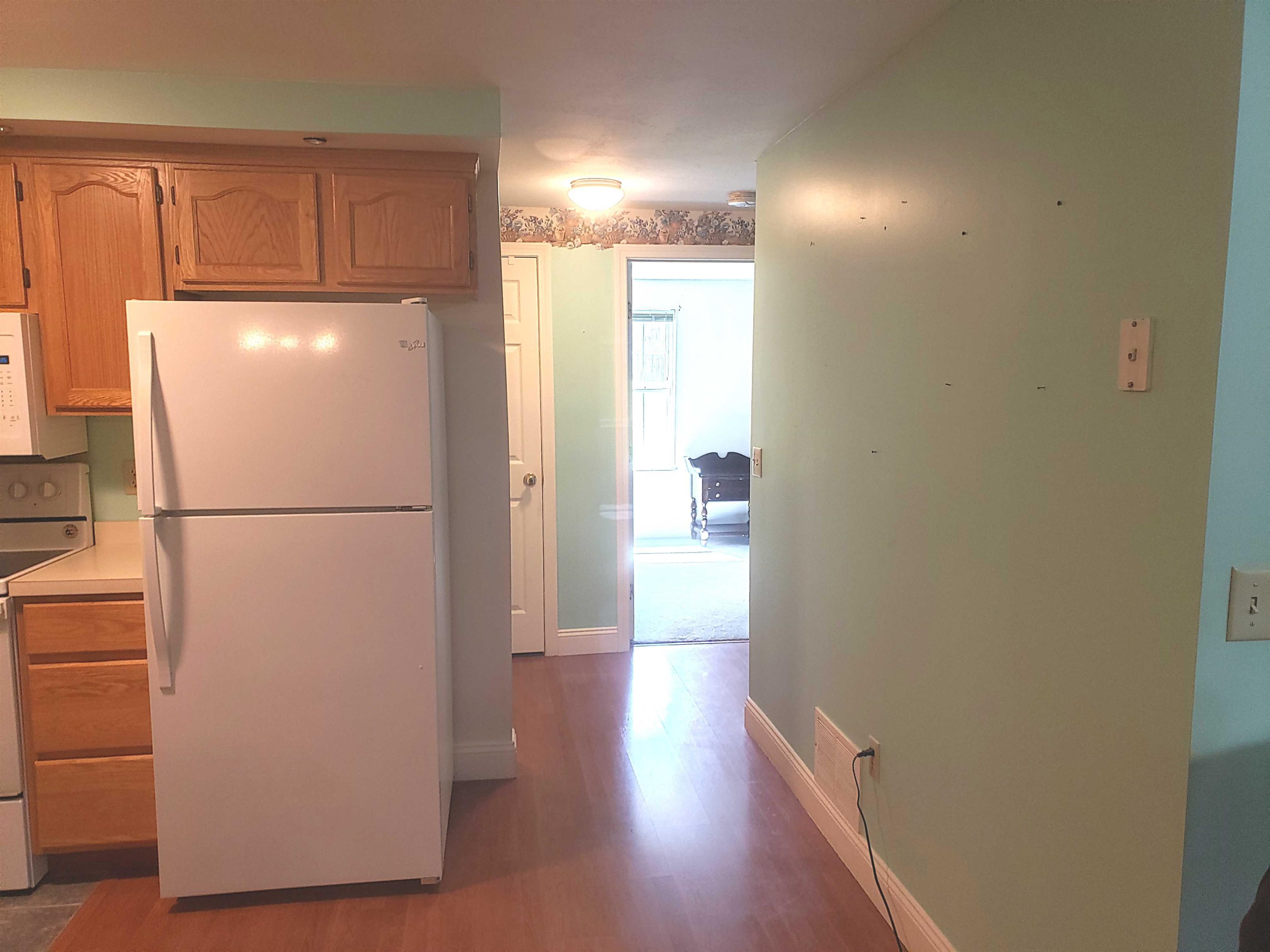 491 Mammoth Road, Unit 24 Londonderry, NH 03053 - Photo 11 of 29 Gallery Image 11