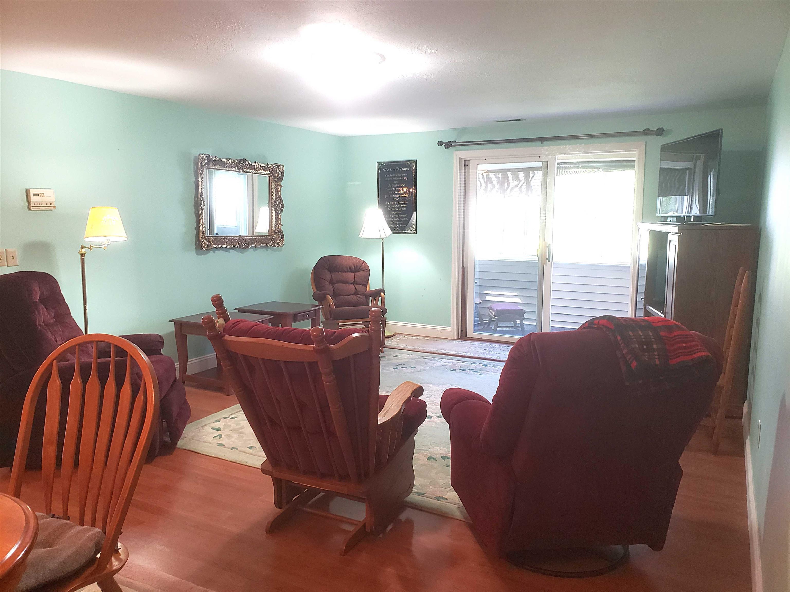 491 Mammoth Road, Unit 24 Londonderry, NH 03053 - Photo 13 of 29 Gallery Image 13