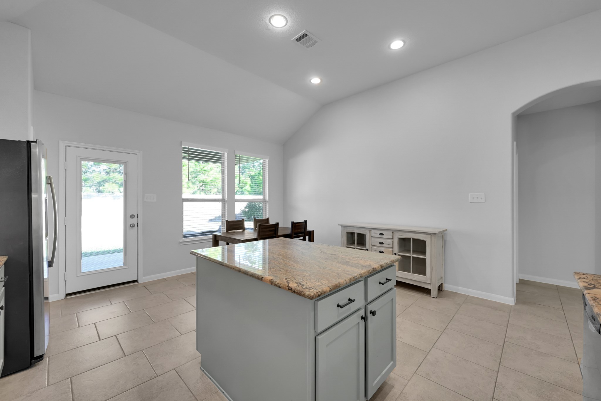 31851 Chapel Rock Lane Spring, TX 77386 - Photo 14 of 50