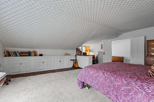 804 Persimmon Road Sewickley, PA 15143 - Photo 30 of 43 a large bedroom with a bed and dresser