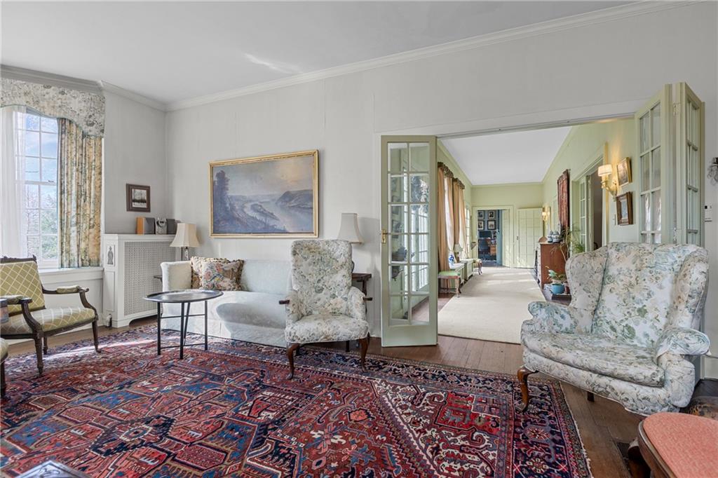 804 Persimmon Road Sewickley, PA 15143 - Photo 6 of 43 a living room with furniture and wooden floor
