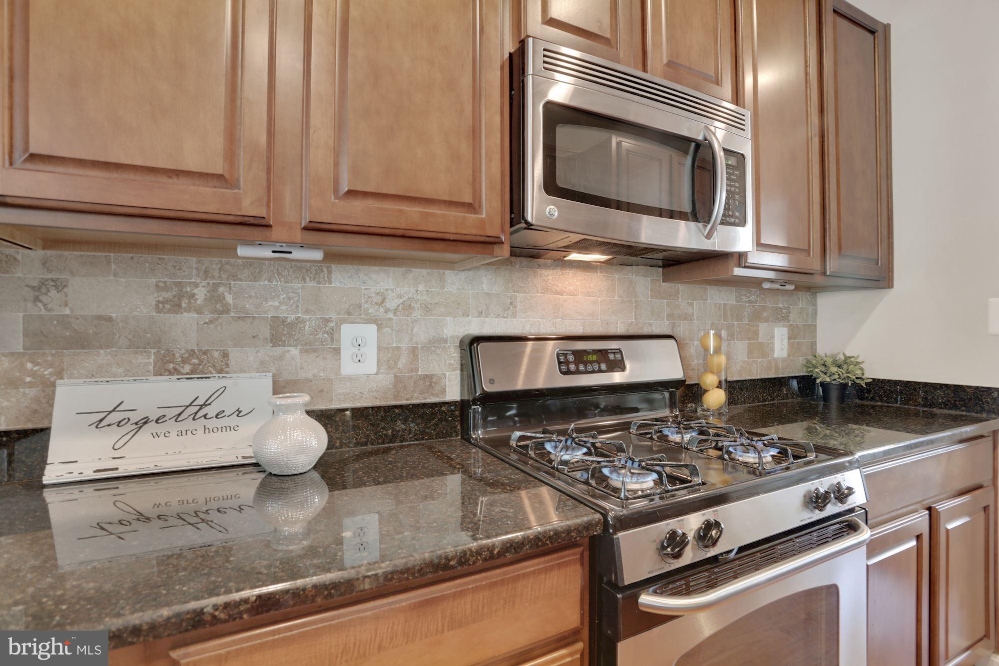 1334 Decatur Street Baltimore, MD 21230 - Photo 18 of 83 Gorgeous Granite Countertops