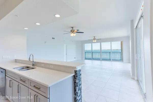 $3,500 | 1465 South Harbor City Boulevard, Unit 304, Melbourne, FL 32901
