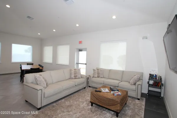 $3,500 | 1465 South Harbor City Boulevard, Unit 304, Melbourne, FL 32901