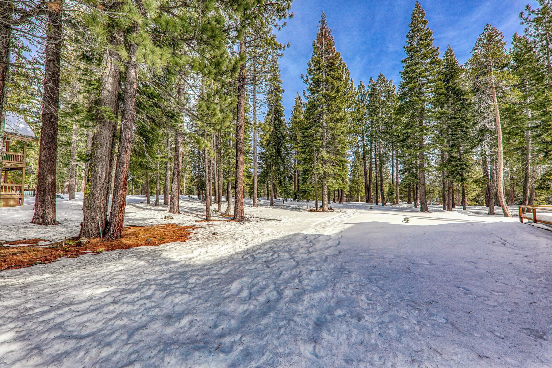 13742 Ski View Loop Truckee, CA 96161 - Photo 6 of 18