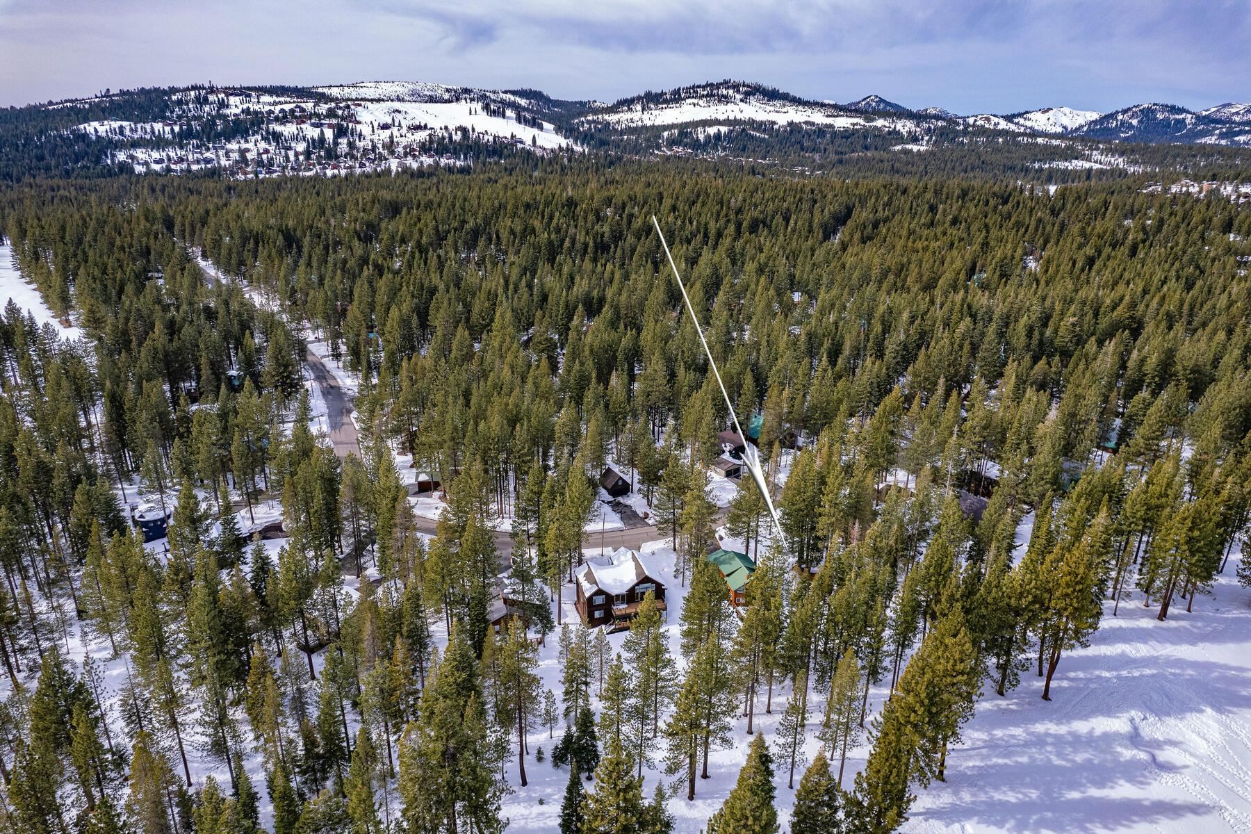 13742 Ski View Loop Truckee, CA 96161 - Photo 10 of 18