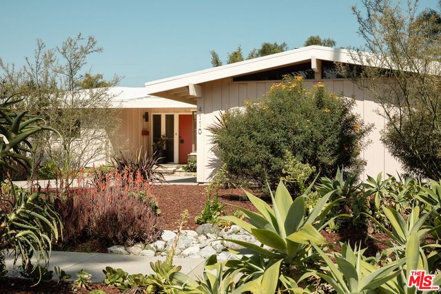 $1,950,000 | 4110 Pine Avenue, Long Beach, CA 90807