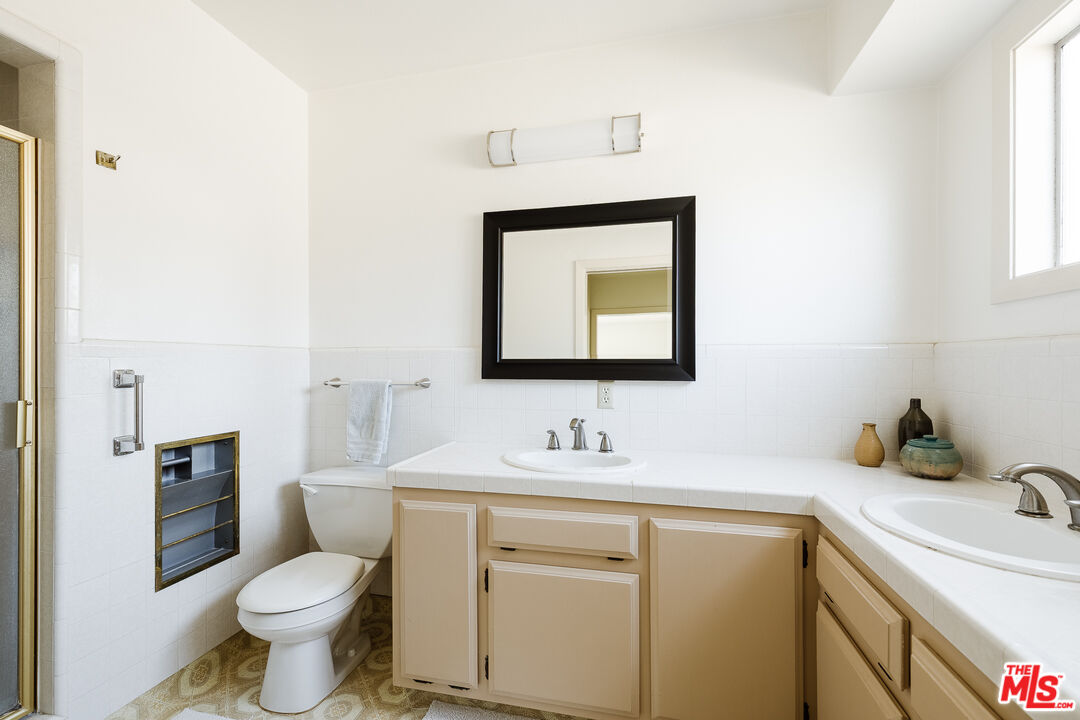 4110 Pine Avenue Long Beach, CA 90807 - Photo 35 of 42