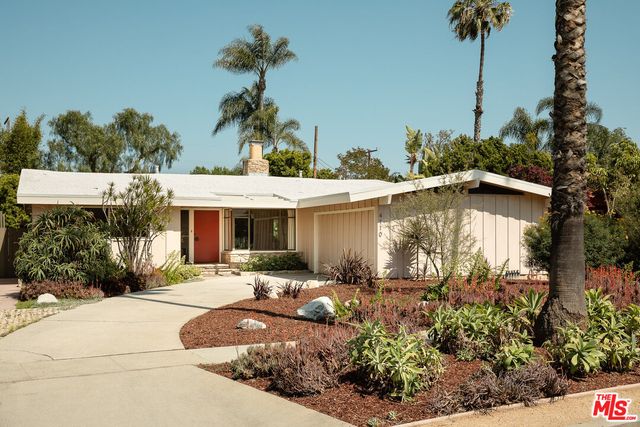 $1,950,000 | 4110 Pine Avenue, Long Beach, CA 90807