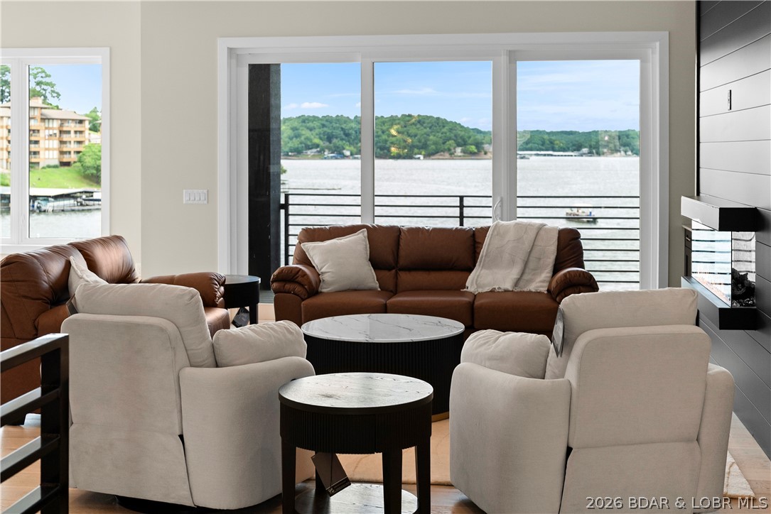 439 Red Bud Road Lake Ozark, MO 65049 - Photo 14 of 98