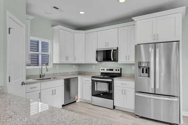 $274,000 | 423 Elcinoca Drive, Elizabeth City, NC 27909