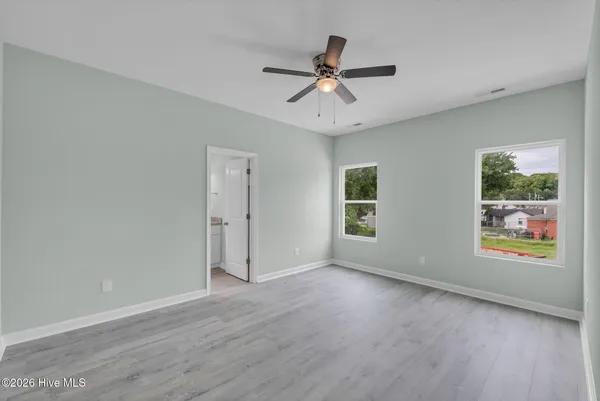 $274,000 | 423 Elcinoca Drive, Elizabeth City, NC 27909