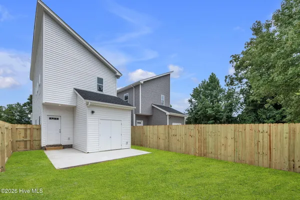 $274,000 | 423 Elcinoca Drive, Elizabeth City, NC 27909